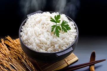 Ученые предупредили: рис впитывает смертельный яд из-за изменения климата